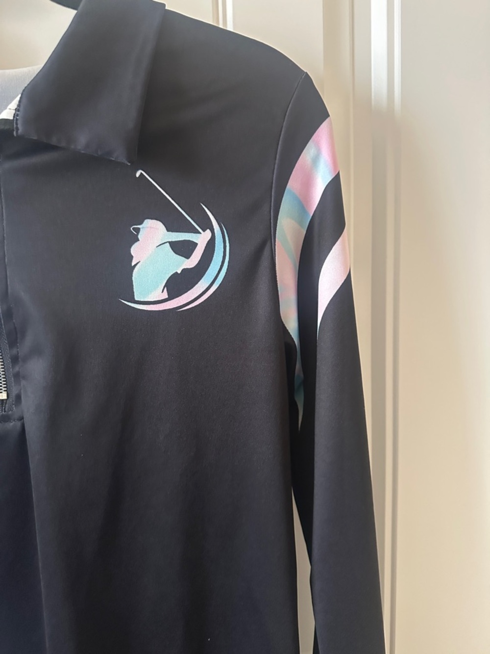 Golf top - Picture 2 of 4